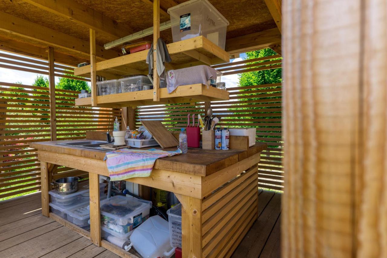 Horse Glamping Park Hotel Cirkovce Bagian luar foto