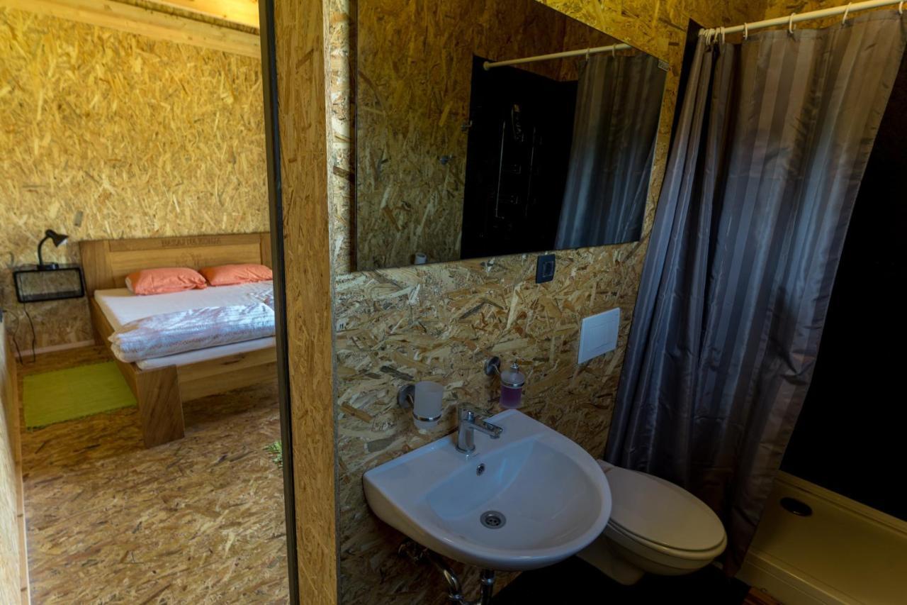 Horse Glamping Park Hotel Cirkovce Bagian luar foto